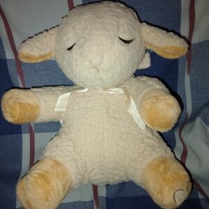 Cloud.b Sleep Sheep On The Go Plush with Cream and Tan Accents